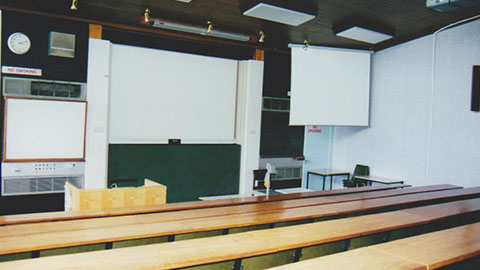 2000 Lecture Theatres