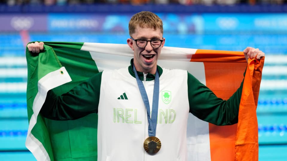 Daniel Wiffen, a current Loughborough University student, won gold in the Men's 800m Freestyle. Image provided by PA/Alamy.