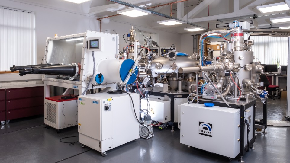 Loughborough University’s nanolithography system, featuring a NanoFrazor housed within a sealed glovebox for contamination-free operation.