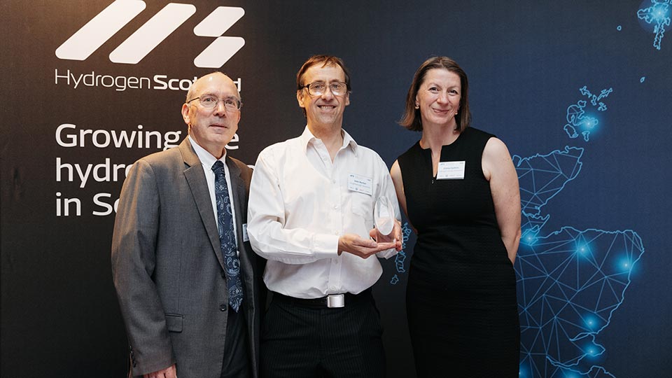 Battery-Electrolyser team holding their Innovation Award 2025 from Hydrogen Scotland