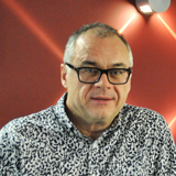 Photograph of Simon Hodder