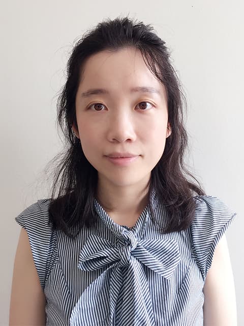 headshot of Jingjing