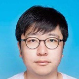 Headshot of Yuanjian