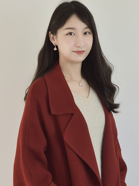 portrait photograph of staff member, Zhiqi Hu