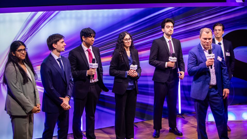 Daminis team at Sanofi Design Competition