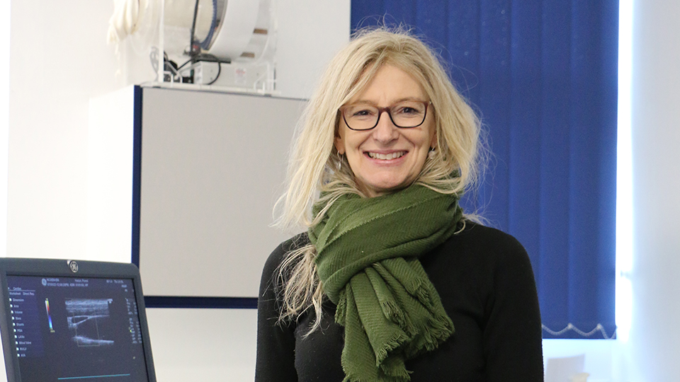 emma o donnell in the labs with ultrasound muscle machine