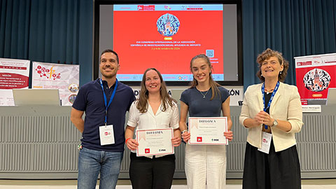 Freya and Zoe pictured with 2 others with their award