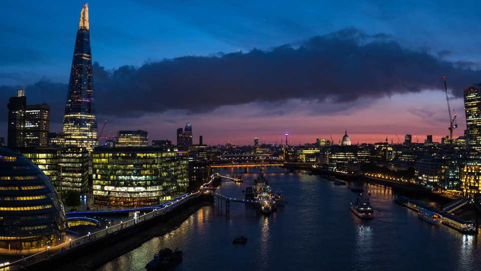 London skyline at night