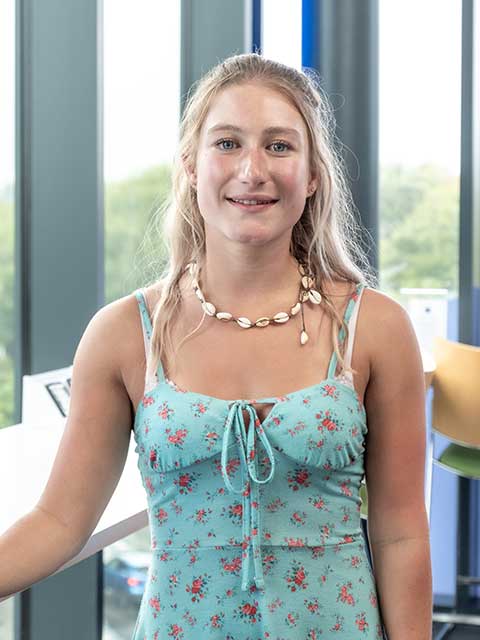 Bella Harris-Johnstone