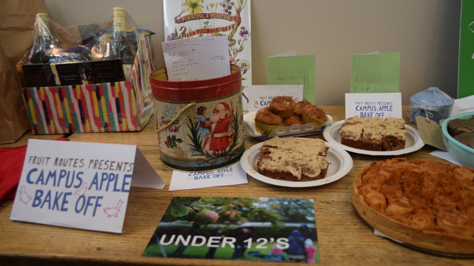 Campus apple bake off
