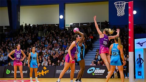 netball players on the court