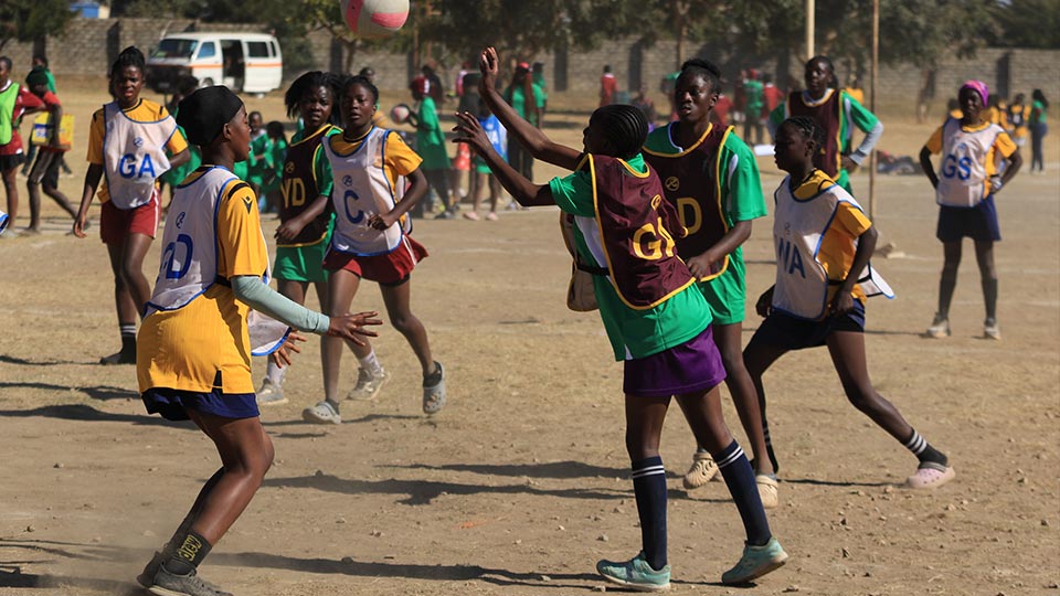 young children in zambia playing netball