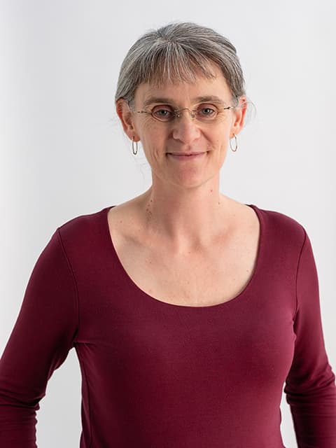 Professor Sarah Holloway