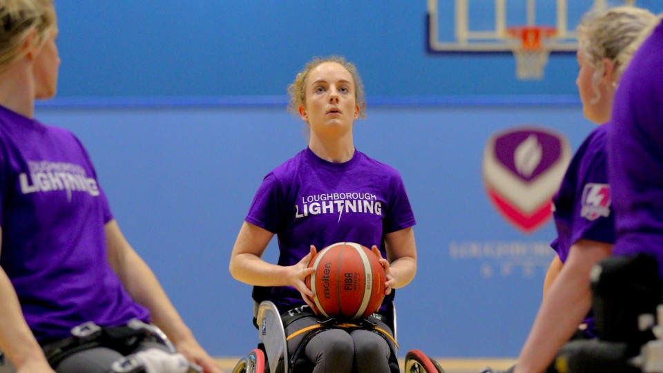 Lightning’s Siobhan Fitzpatrick in action. Image provided by Ben Lumley photography.
