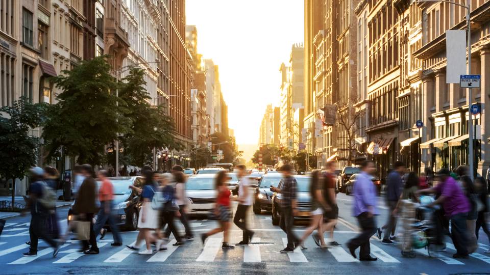 people walking in new york ctiy