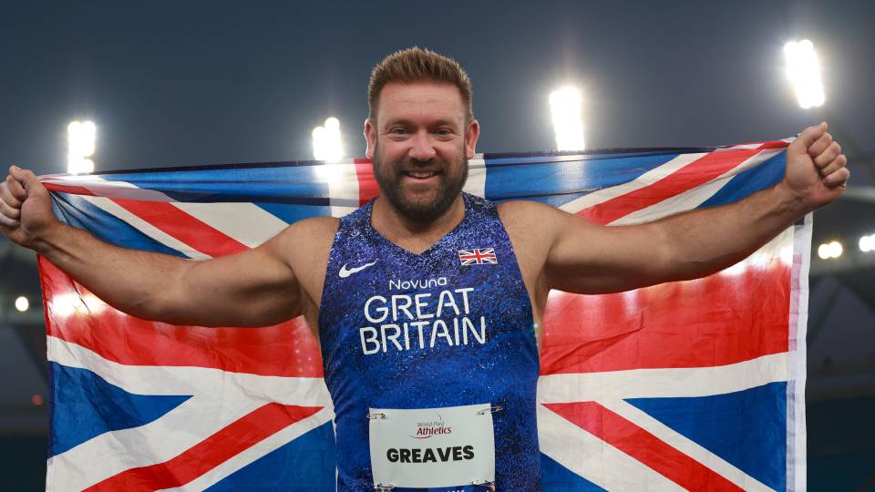 dan greaves celebrates winning bronze in the discus